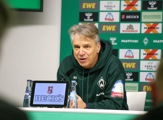 Deutschland: Fussball Bundesliga 2025 26, 8. Spieltag - SV Werder Bremen vs 1. FC Köln - Weserstadion-Stadion (Bremen): Pressekonferenz des Trainers Horst Steffen (Trainer SV Werder Bremen) Bremen Copyright: xAymanxAlahmedx