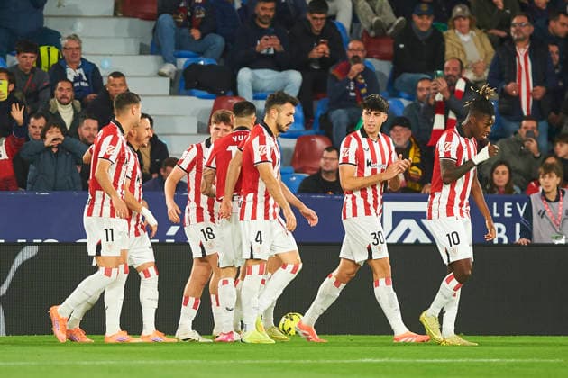 players of Athletic Club celebrates after scoring his team˜s first goal during the LaLiga EA Sports match between Levante UD and Athletic Club at Ciudad de Valencia on November 29, 2025 in Valencia, Spain. (Photo by Maria Jose Segovia DeFodi Images)