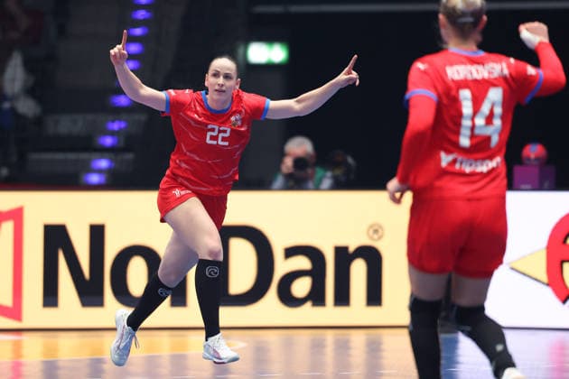 Brasilien - Tschechien, IHF Handball-WM der Frauen Marketa Sustackova (Tschechien, 22). Vorrundenspiel der Handball-WM der Frauen zwischen Brasilien und Tschechien am 29. November 2025 in der Porsche-Arena in Stuttgart., Stuttgart Baden-Württemberg Deutschland Porsche-Arena