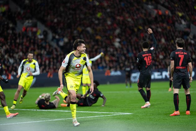Bundesliga Bayer 04 Leverkusen vs Borussia Dortmund Daniel Svensson, of Dortmund score during the Bundesliga match against Leverkusen at BayArena in Leverkusen, Germany, on November 29, 2025. Kick-off at 18:30. Copyright: xTaiseixIwamotox