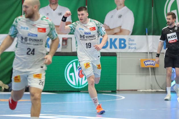 29.11.2025, xgox, Handball - Daikin HBL GWD Minden - SC Magdeburg emspor, v.l. Elvar Oern Jonsson (Magdeburg, 19) Jubel, Torjubel, jubelt ueber das Tor, celebrate the goal, celebration Luebbecke