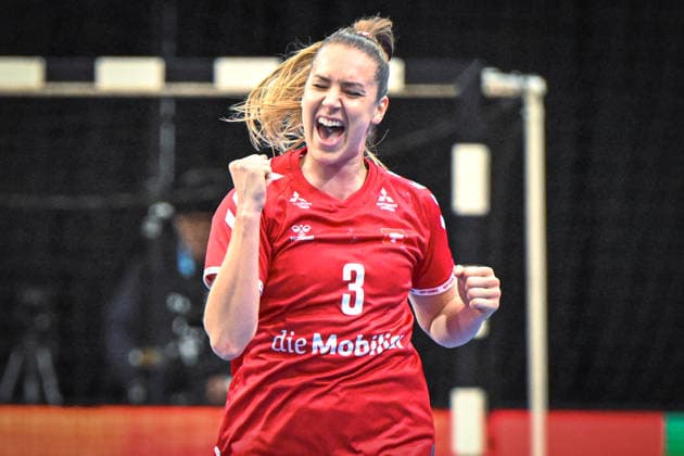Niederlande, Handball, Weltmeisterschaft der Frauen 2025, Schweiz vs Senegal, 29.11.2025, Maaspoort Sports & Events, s-Hertogenbosch, Niederlande, Kerstin Kündig (Schweiz, 3) Copyright: xMarkusxVerwimpx