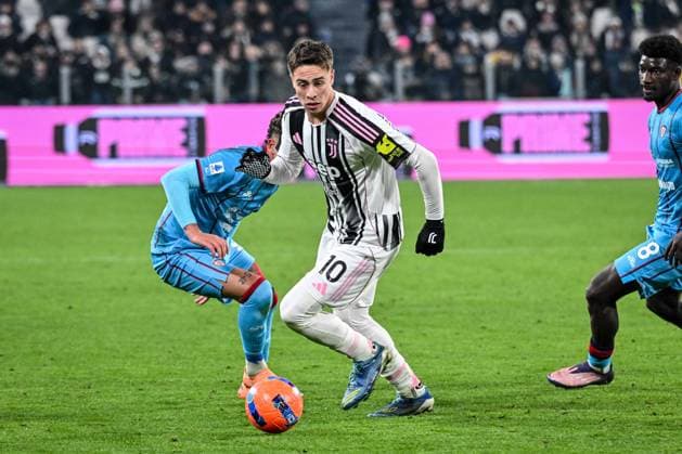 Kenan Yildiz of Juventus FC during Juventus FC vs Cagliari Calcio, Italian soccer Serie A match in Turin, Italy, November 29 2025  Copyright: xLuigixCanu IPAxSportx xipa-agency.netx xx IPA_68522714 IPA_Agency_IPA68522714