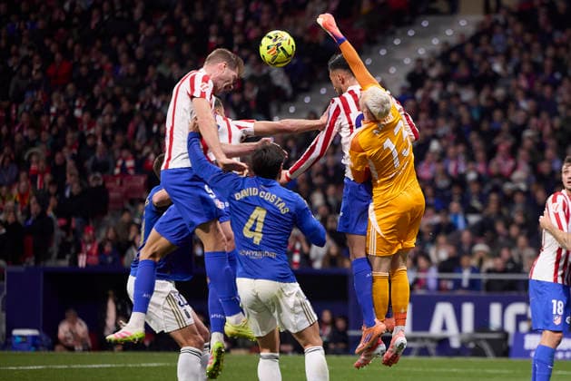Aaron Escandell (Real Oviedo) and Alexander Sorloth (Atletico de Madrid) battle for the ball during the LaLiga EA Sports match between AtlÃ tico Madrid v Real Oviedo at Estadio Riyadh Air Metropolitano on November 29, 2025 in Madrid, Spain. (Photo by Manu Reino DeFodi Images)
