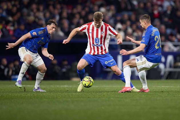 Alexander Sorloth (Atletico de Madrid) controls the ball during the LaLiga EA Sports match between AtlÃ tico Madrid v Real Oviedo at Estadio Riyadh Air Metropolitano on November 29, 2025 in Madrid, Spain. (Photo by Manu Reino DeFodi Images)