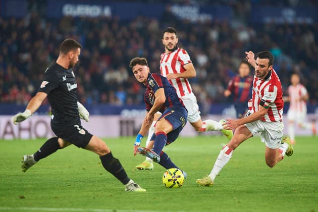 Ivan Romero (Levante UD) and Inigo Lekue (Athletic Club) during the LaLiga EA Sports match between Levante UD and Athletic Club at Ciudad de Valencia on November 29, 2025 in Valencia, Spain. (Photo by Maria Jose Segovia DeFodi Images)
