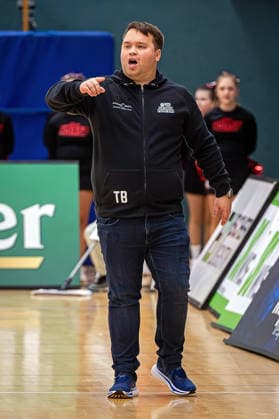 29.11.2025, xovx, Basketball 1. Regionalliga Südwest, Lich Basketball - ROTH Energie Gießen Pointers Trainer Tobias Bender (Gießen Pointers), Freisteller Lich Dietrich-Bonhoeffer-Halle Hessen Deutschland (DE)