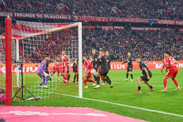 Harry Kane of FC Bayern München Aleksandar Pavlovic of Bayern München Luis Fernando Diaz of FC Bayern München Nikola Vasilj of St.Pauli in the match FC BAYERN MÜNCHEN - FC ST. PAULI 3-1 on November 29, 2025 at Allianz Arena München, Germany. Season 2026 2026, 1.Bundesliga, FCB, matchday 12,