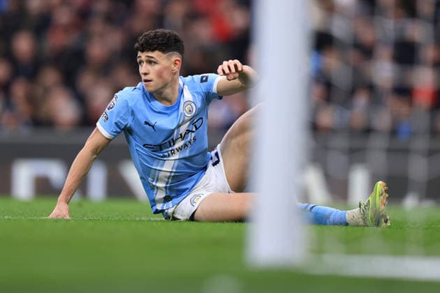 Football - Premier League - Manchester United, ManU v Leeds United 29th November 2025 - Premier League - Manchester City v Leeds United - Phil Foden of Manchester City looks dejected - Photo: Simon Stacpoole Offside. Manchester UK Copyright: xSimonxStacpoolexOffside