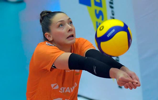 29.11.2025, Aachens Kacey Jost als Libero, Volleyball, Dresdner SC - Ladies in Black Aachen, 1. Bundesliga, (c) Dresden