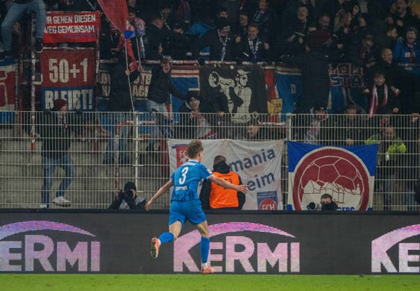 Fußball, Herren, Saison 2025 2026, 1. Bundesliga (12. Spieltag), 1. FC Union Berlin - 1. FC Heidenheim, Jan Schöppner (1. FC Heidenheim), Jubel nach Tor zum 1:2, 29.11.2025, Copyright: xMatthiasxKochx