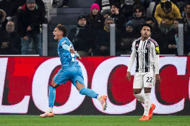 Juventus FC v Cagliari Calcio - Serie A Sebastiano Esposito of Cagliari Calcio celebrates after scoring a goal during the Serie A football match between Juventus FC and Cagliari Calcio. Turin Italy Copyright: xNicolòxCampox