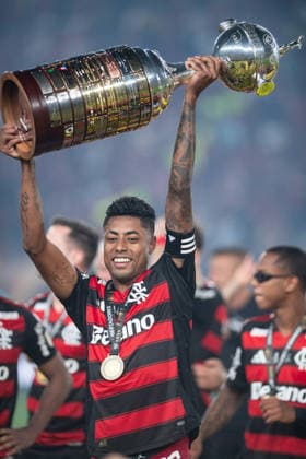 LIMA, PERU - NOVEMBER 29: Bruno Henrique of Flamengo celebrates after winning the Copa CONMEBOL Libertadores Final between Palmeiras and Flamengo at Monumental U Stadium, Lima, Peru.(Riquelve Nata Sports Press Photo) Copyright: xRiquelvexNata SPPx Sportspressphoto_SPR67557