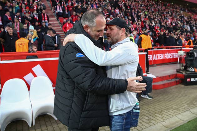 29.11.2025, xtgx, Fussball 1. Bundesliga, 1. FC Union Berlin - 1. FC Heidenheim emspor, v.l. Frank Schmidt (Heidenheim, Trainer), Steffen Baumgart (Union Berlin, Trainer) (DFL DFB REGULATIONS PROHIBIT ANY USE OF PHOTOGRAPHS as IMAGE SEQUENCES and or QUASI-VIDEO) Berlin
