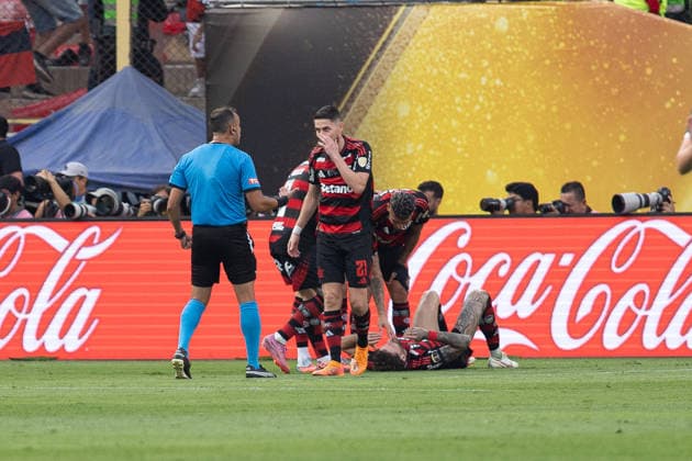LIMA (PE), 11 28 2025 - LIBERTADORES FLAMENGO x PALMEIRAS - Flamengo players during the match between Palmeiras and Flamengo, valid for the Final of the Copa Libertadores de America, held at Estadio Monumental U, on the afternoon of Saturday, the 29th. (Photo: Crizam Franca Photo Premium SPP) 30930 (Crizam FranoÂßa, Crizam Franca SPP) Copyright: xCrizamxFranoÂßa,xCrizamxFrancax xSPPx spp-en-CrFrCrFr-crizam_franca_photo_premium_326686