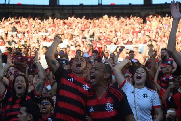 Palmeiras v Flamengo - Copa Libertadores 2025 Final LIMA, PERU - NOVEMBER 29: Flamengo fans celebrate after their team wins the 2025 Copa Libertadores final against Palmeiras at Estadio Monumental in Lima, Peru, on November 29, 2025. Fabio Teixeira Anadolu Rio de Janeiro Brazil. Editorial use only. Please get in touch for any other usage.  Copyright: x2025xAnadoluxFabioxTeixeirax