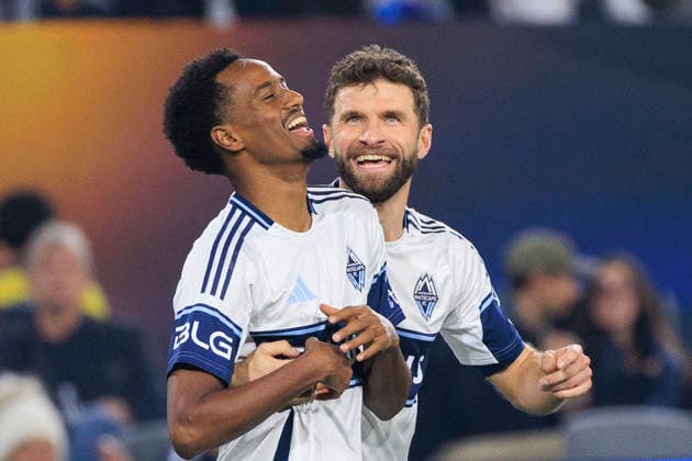 November 29, 2025, San Diego, California, USA: Thomas Muller 13 of Vancouver Whitecaps celebrates with Ali Ahmed 22 who scored a goal during the Audi 2025 MLS, Fussball Herren, USA Cup Playoffs Western Conference Final match against the San Diego FC on Saturday November 29, 2025 at Snapdragon Stadium in San Diego, California. Vancouver Whitecaps defeat San Diego FC, 3-1. JAVIER ROJAS PI San Diego USA - ZUMAp124 20251129_zaa_p124_003 Copyright: xJavierxRojasx