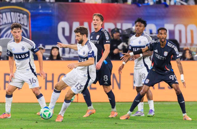 November 29, 2025, San Diego, California, USA: Thomas Muller 13 of Vancouver Whitecaps with the ball during the Audi 2025 MLS, Fussball Herren, USA Cup Playoffs Western Conference Final match against the San Diego FC on Saturday November 29, 2025 at Snapdragon Stadium in San Diego, California. Vancouver Whitecaps defeat San Diego FC, 3-1. JAVIER ROJAS PI San Diego USA - ZUMAp124 20251129_zaa_p124_005 Copyright: xJavierxRojasx