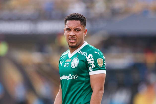Palmeiras v Flamengo - Copa CONMEBOL Libertadores 2025 Final Lima, Peru - November 29: Vitor Roque of Palmeiras during the Copa CONMEBOL Libertadores 2025 Final match between Palmeiras and Flamengo at Estadio Monumental U de Lima. Copyright: xLatinxSportxImagesx