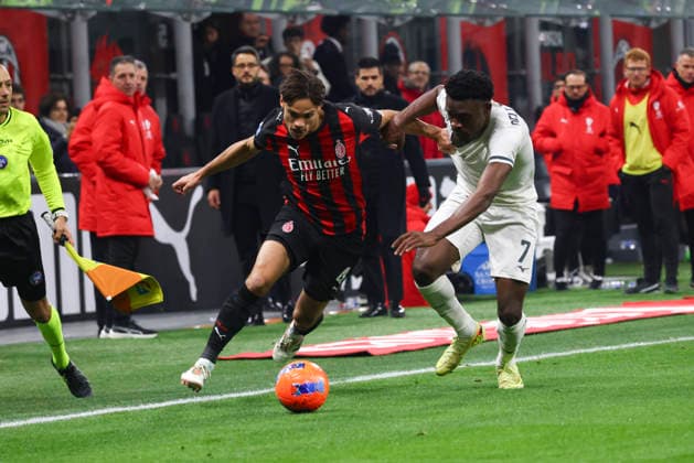 AC Milan v SS Lazio - Serie A Samuele Ricci plays during the Serie A match between AC Milan and SS Lazio in Milano, Italy, on November 29, 2025, at Giuseppe Meazza stadium Milano Milano Italy  Copyright: xMairoxCinquettix originalFilename:cinquetti-acmilanv251129_npgSx.jpg
