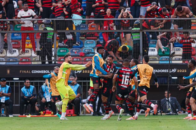 Palmeiras v Flamengo - Copa CONMEBOL Libertadores 2025 Final Lima, Peru - November 29: Danilo Luiz of Flamengo celebrates his goal during the Copa CONMEBOL Libertadores 2025 Final match between Palmeiras and Flamengo at Estadio Monumental U de Lima. Copyright: xLatinxSportxImagesx