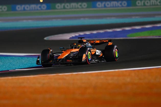 F1 Grand Prix of Qatar - Sprint & Qualifying Oscar Piastri of the McLaren Formula 1 Team participates in qualifications at Lusail International Circuit in Qatar on November 29, 2025. Lusail Al Daayen Qatar  Copyright: xAhmadxAlShehabx originalFilename:alshehab-formula1251129_npBfa.jpg