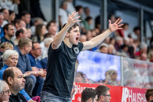 2. Handball Bundesliga; TV Hüttenberg - TuS N-Lübbecke, 29.11.25 Philipp Schwarz (TV Hüttenberg, 3) 2. Handball Bundesliga; TV Hüttenberg - TuS N-Lübbecke: Hüttenberg, 29.11.25 Copyright: xBEAUTIFULxSPORTS Roeczeyx