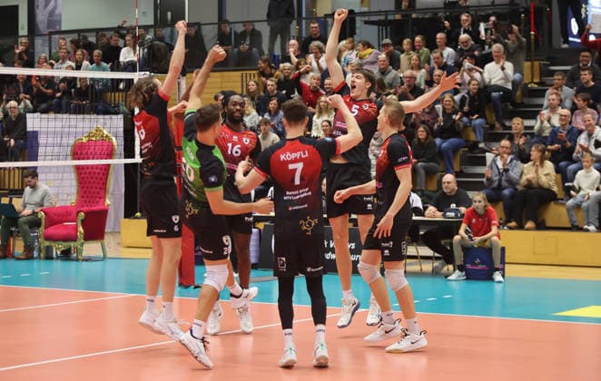 Ludwigsburg , Volleyball Bundesliga , Barock Volleys MTV Ludwigsburg vs. Energiequelle Netzhoppers KW Königs Wusterhausen , Jubel Ludwigsburg