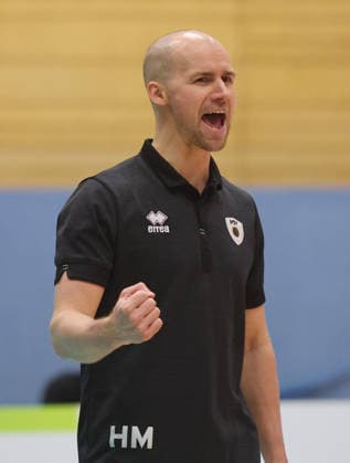 Ludwigsburg , Volleyball Bundesliga , Barock Volleys MTV Ludwigsburg vs. Energiequelle Netzhoppers KW Königs Wusterhausen , Trainer Hasse Mattila ( Ludwigsburg )
