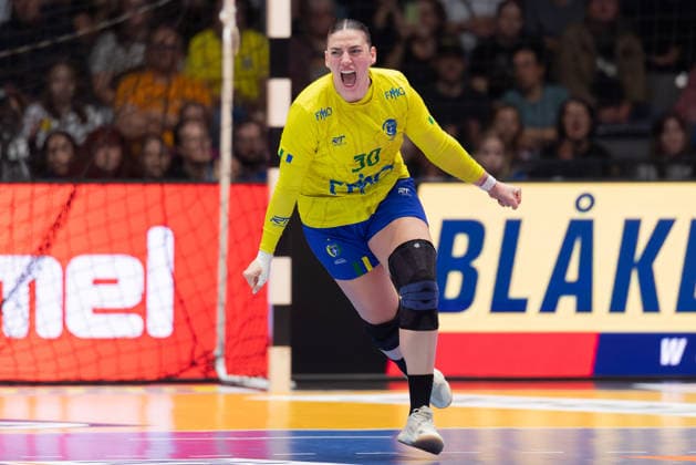 Brasilien - Tschechien, IHF Handball-WM der Frauen Gabriela Clausson Bitolo (Brasilien, 30). Vorrundenspiel der Handball-WM der Frauen zwischen Brasilien und Tschechien am 29. November 2025 in der Porsche-Arena in Stuttgart., Stuttgart Baden-Württemberg Deutschland Porsche-Arena