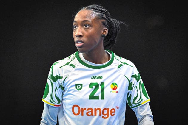 Niederlande, Handball, Weltmeisterschaft der Frauen 2025, Schweiz vs Senegal, 29.11.2025, Maaspoort Sports & Events, s-Hertogenbosch, Niederlande, Mathita Diawara (Senegal, 21) Copyright: xMarkusxVerwimpx