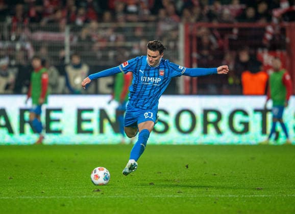 Fußball, Herren, Saison 2025 2026, 1. Bundesliga (12. Spieltag), 1. FC Union Berlin - 1. FC Heidenheim, Thomas Keller (Heidenheim), 29.11.2025, Copyright: xSebastianxRäppold MatthiasxKochx