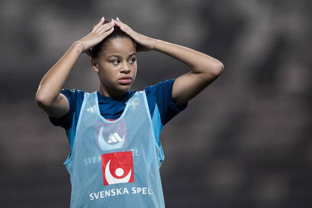251130 Felicia Schröder during a training session with the Swedish women s national football team on November 30, 2025 in Stockholm. Photo: Kenta Jönsson BILDBYRAN COP 210 KJ0291 fotboll football soccer fotball träning practice training sverige sweden dam bbeng Copyright: KENTAxJÖNSSON BB251130KJ006