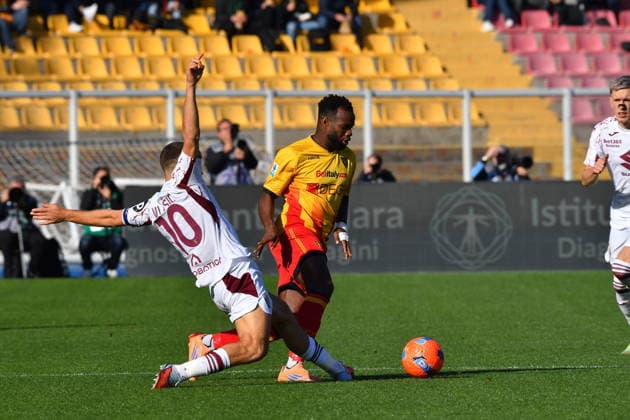 Lecce s midfielder Lassana Coulibaly (29 US Lecce) and Torino s Attacking Midfielder Nikola VlaÅ¡iÄ‡ (10 Torino 1906 FC) in action during the Serie A Enilive soccer matchday 13 between US Lecce and Torino 1906 FC at the Via del Mare Stadium in Lecce, Italy, Sunday, November 30, 2025. (Credit Image: Giovanni Evangelista LaPresse)  Copyright: xGiovannixEvangelista LaPressex
