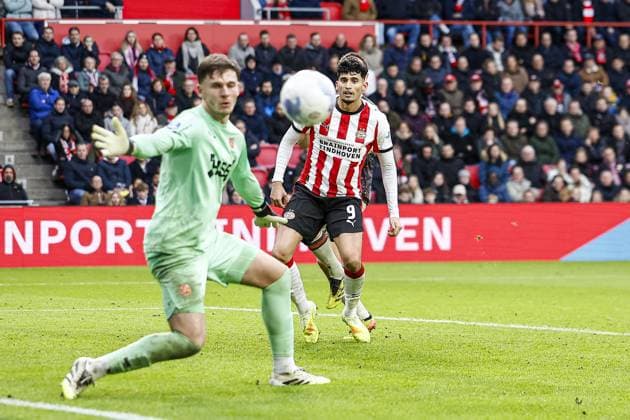 EINDHOVEN , 30-11-2025 , Philips stadium , season 2025 2026 , Dutch Eredivisie football , match between PSV and FC Volendam , picture shows PSV player Ricardo Pepi PSV - Volendam  x32269463x Copyright: