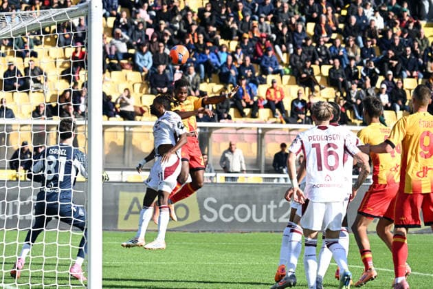 CALCIO - Serie A - US Lecce vs Torino FC Coulibaly Lassana (Us Lecce) goal action during US Lecce vs Torino FC, Italian soccer Serie A match in Lecce, Italy, November 30 2025 Lecce Italy  Copyright: xIPAxSport ABACAx