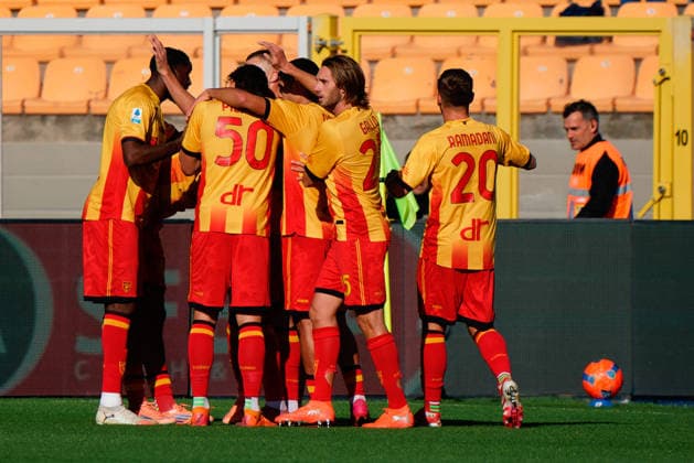 CALCIO - Serie A - US Lecce vs Torino FC Lassana Coulibaly of US Lecce celebrates after scoring a goal with teammates during US Lecce vs Torino FC, Italian soccer Serie A match in Lecce, Italy, November 30 2025 Lecce Italy  Copyright: xIPAxSport ABACAx