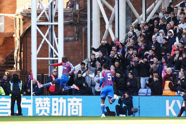 Crystal Palace v Manchester United, ManU 30 November 2025, London - Premier League Football - Crystal Palace v Manchester United - Jean-Philippe Mateta of Crystal Palace celebrates their first goal - Photo: Jacques Feeney Offside. London UK Copyright: xJacquesxFeeneyx xOffsidexOffside