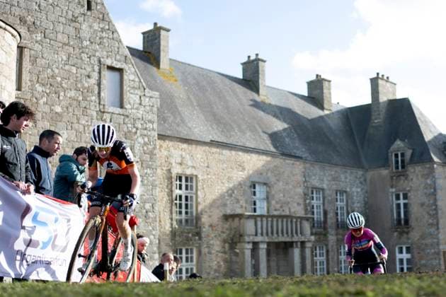 UCI Cyclocross World Cup 2025-2026 Flamanville FLAMANVILLE, FRANCE - NOVEMBER 30 : Brouwers Julie (BEL) of Charles Liegeois Roastery Cx during the 2nd leg of the Flamanville UCI Cyclocross World Cup 2025-2026 a cyclocross race for Women Elite on November 30, 2025 in Flamanville, France, 30 11 2025 ( Flamanville France  Copyright: xBcex
