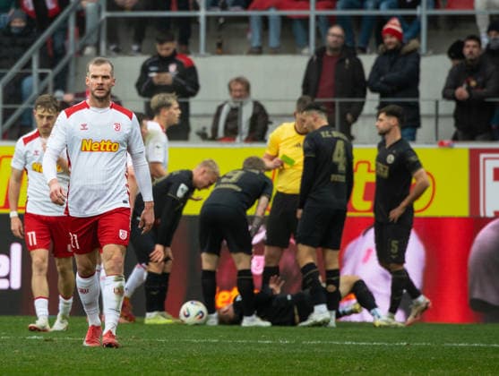 Deutschland: Fußball, 3.Liga 2025 26, 16. Spieltag - SSV Jahn Regensburg vs FC Hansa Rostock - Jahnstadion (Regensburg): Copyright: xChristopherxRupprechtx