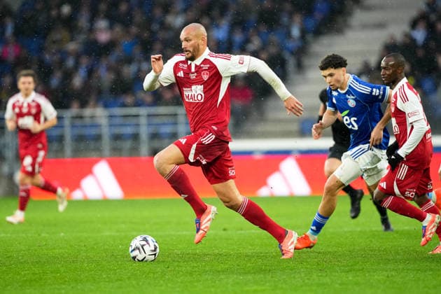 RC Strasbourg Alsace v Stade Brestois 29 - Ligue 1 McDonald s 2025 2026 19 Ludovic AJORQUE (sb29) during the Ligue 1 McDonald s match between RC Strasbourg Alsace and Stade Brestois 29 at Stade de la Meinau on November 30, 2025 in Strasbourg, France. Strasbourg France  Copyright: xFEPx 776348218