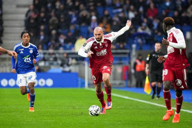 RC Strasbourg Alsace v Stade Brestois 29 - Ligue 1 McDonald s 2025 2026 19 Ludovic AJORQUE (sb29) during the Ligue 1 McDonald s match between RC Strasbourg Alsace and Stade Brestois 29 at Stade de la Meinau on November 30, 2025 in Strasbourg, France. Strasbourg France  Copyright: xFEPx 776348218