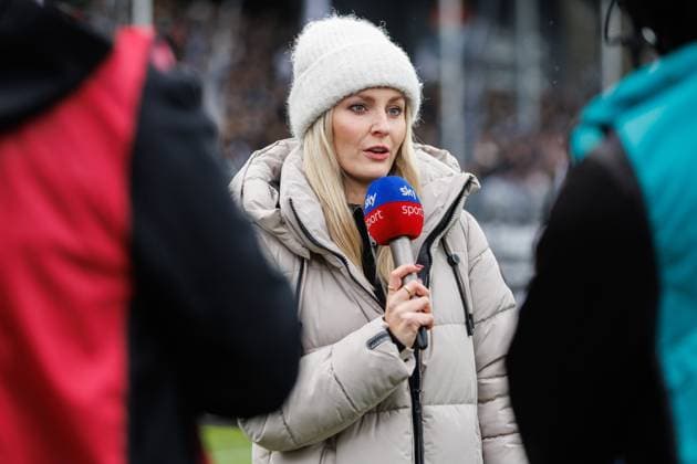 Lisa Hofmann (Sky Moderatorin), SV Elversberg vs SV Darmstadt 96, Fussball, 2. Bundesliga, 14. Spieltag, Saison 2025 2026, 30.11.2025 DFB regulations prohibit any use of photographs as image sequences and or quasi-video. SV Elversberg vs SV Darmstadt 96, Fussball, 2. Bundesliga, 14. Spieltag, Saison 2025 2026, 30.11.2025
