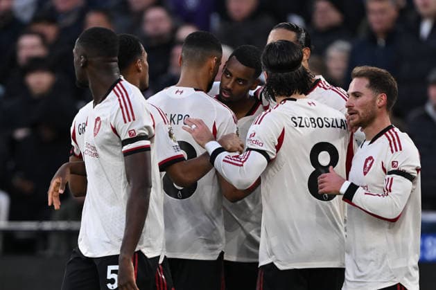 West Ham United v Liverpool Premier League 30 11 2025. **GOAL**Liverpool forward Alexander Isak (9) GOAL scores 0-1 and celebrates during the Premier League match between West Ham United and Liverpool at the London Stadium, London, England on 30 November 2025. London London Stadium England Editorial use only DataCo restrictions apply See www.football-dataco.com , Copyright: xSimonxTraylenx PSI-23312-0060