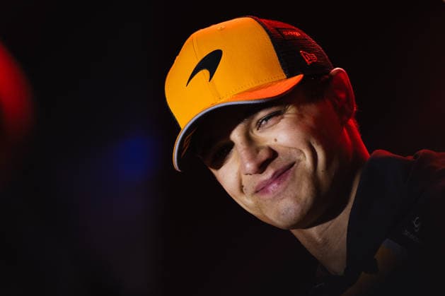 November 30, 2025, Doha, Doha, Qatar: LANDO NORRIS (4, British F1 Driver, McLaren Racing Formula 1 Team) during the drivers parade on the fan stage on race day (Sunday) at the Formula 1 Qatar Airways Qatar Grand Prix 2025 at the Lusail International Circuit in Doha Doha Qatar - ZUMAr193 20251130_zsp_r193_055 Copyright: xSaraxRuffonix
