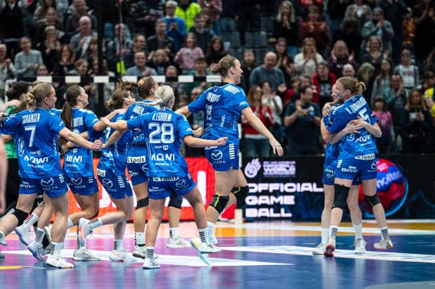Players of Faroe Islands celebrate after winning the IHF Women s Handball World Championship, WM, Weltmeisterschaft game between Faroe Islands and Paraguay at the SWT Arena in Trier, Germany Copyright: xMartinxPitschx xSPPx Sportspressphoto_SPR67918