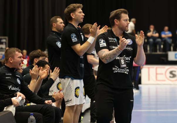 Arnor por Gunnarsson (Bergischer HC Trainer) Bergischer HC 06 vs. Handball Sportverein Hamburg, 14. Spieltag, Handball, DAIKIN HBL, Spielzeit 2025 2026, 30.11.2025 Bergischer HC 06 vs. Handball Sportverein Hamburg, 14. Spieltag, Handball, DAIKIN HBL, Spielzeit 2025 2026, 30.11.2025 Duesseldorf Copyright: xEibner-Pressefoto ThomasxStoeckerx EP_TSR
