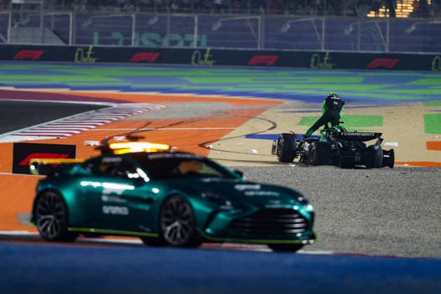 F1 - QATAR GRAND PRIX 2025 HULKENBERG Nico (ger), Stake F1 Team Kick C45, portrait crash, accident, during the 2025 Formula 1 Qatar Grand Prix, 23th round of the 2025 FIA Formula One World Championship, WM, Weltmeisterschaft from November 28 to 30, 2025 on the Lusail International Circuit, in Lusail, Qatar -  Copyright: xANTONINxVINCENTx