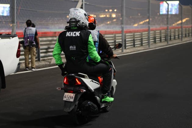 Nico Huelkenberg (Stake F1 Team Kick Sauber, 27), Unfall, Race, Rennen, QAT, Formel 1 Weltmeisterschaft, Qatar Grand Prix, Doha, Lusail, Lusail International Circuit, Sunday, Race Day, 30.11.2025 QAT, Formel 1 Weltmeisterschaft, Qatar Grand Prix, Doha, Lusail, Lusail International Circuit, Sunday, Race Day, 30.11.2025 Doha Copyright: xEibner-Pressefoto AnnikaxGrafx EP_AGF