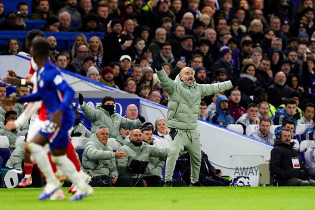 Chelsea v Arsenal Premier League 30 11 2025. Enzo Maresca Manager of Chelsea during the Premier League match between Chelsea and Arsenal at Stamford Bridge, London, England on 30 November 2025. Editorial use only DataCo restrictions apply See www.football-dataco.com , Copyright: xNigelxKeenex PSI-23310-0038
